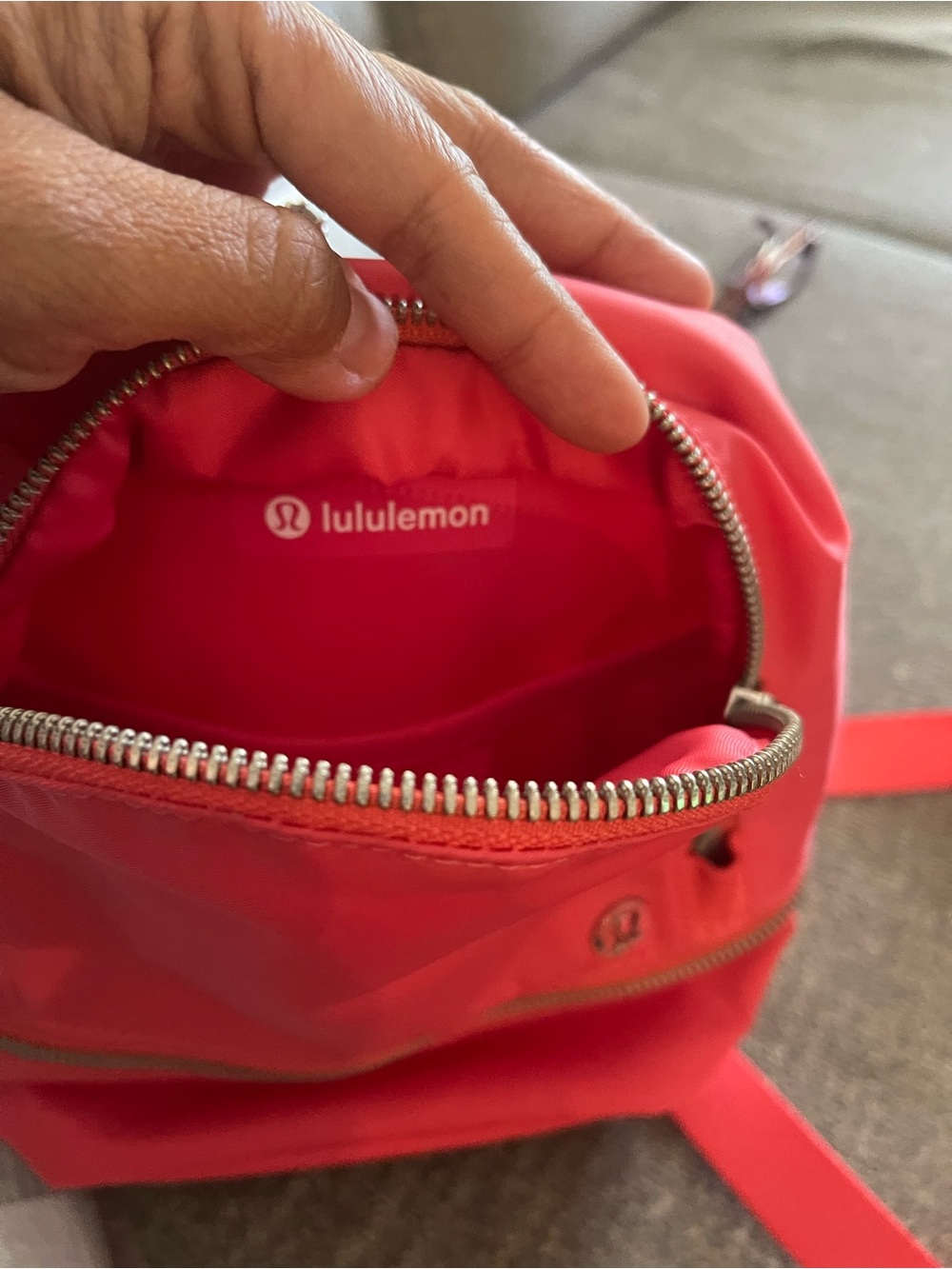 Authentic lululemon city essential backpack micro - new - pale raspberry - Picture 3 of 3